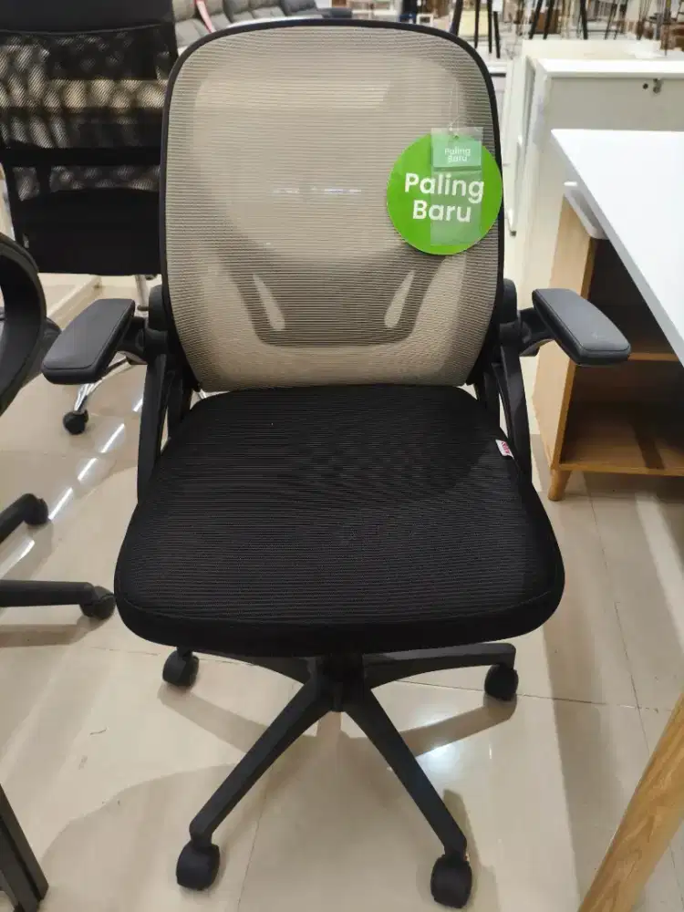 Selma Alden Kursi Kantor – Nyaman, Adem & Cocok untuk Kerja Seharian!