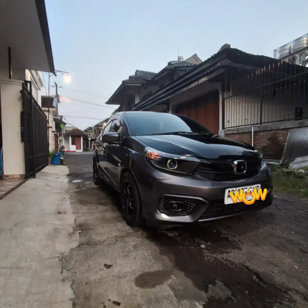 BRIO 1.2 MT kondisi istimewa