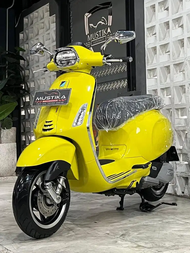 Teristimewa ODO 3RB!!Vespa Sprint ABS th 2024 - Ayu Mustika