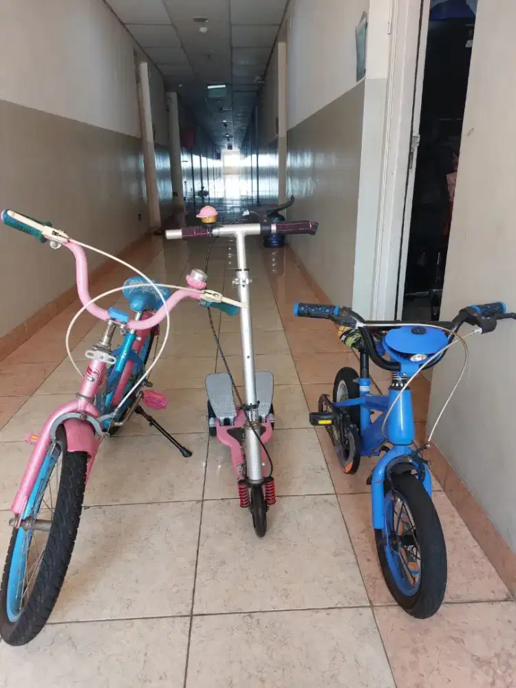 3 in 1 Sepeda 16 inch. Sepeda 12 inch. Skuter pedal pink