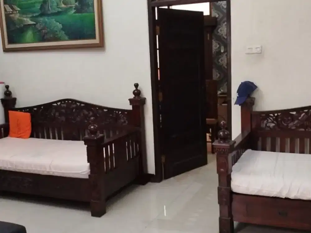 DIJUAL RUMAH DI JALAN TROWULAN PHARMINDO BANDUNG
