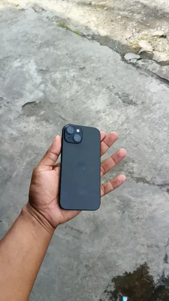 iPhone 15 basic 128 gb