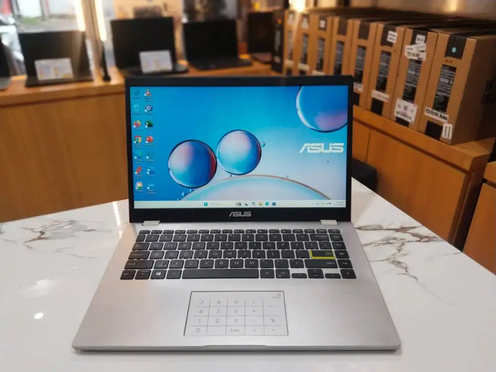 LAPTOP ASUS E410KA PENTIUM SILVER N6000/RAM 8GB/SSD 256GB/SIAP PAKAI
