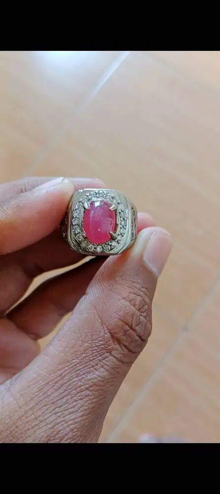 Batu permata Ruby