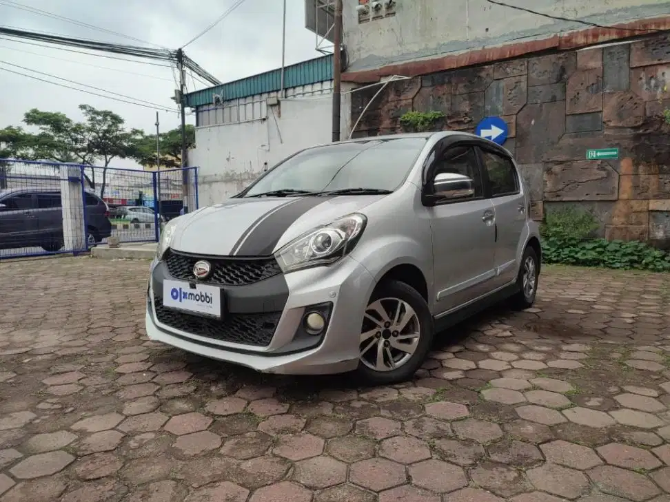 DP MURAH Daihatsu Sirion 1.3 D Bensin-MT 2014 C2WXD
