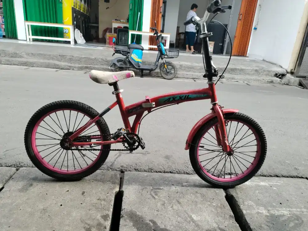 Sepeda Lipat AXXIL ring 18 bonus jock