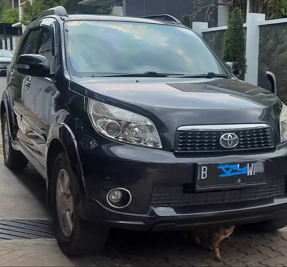 Toyota Rush G Manual 2011