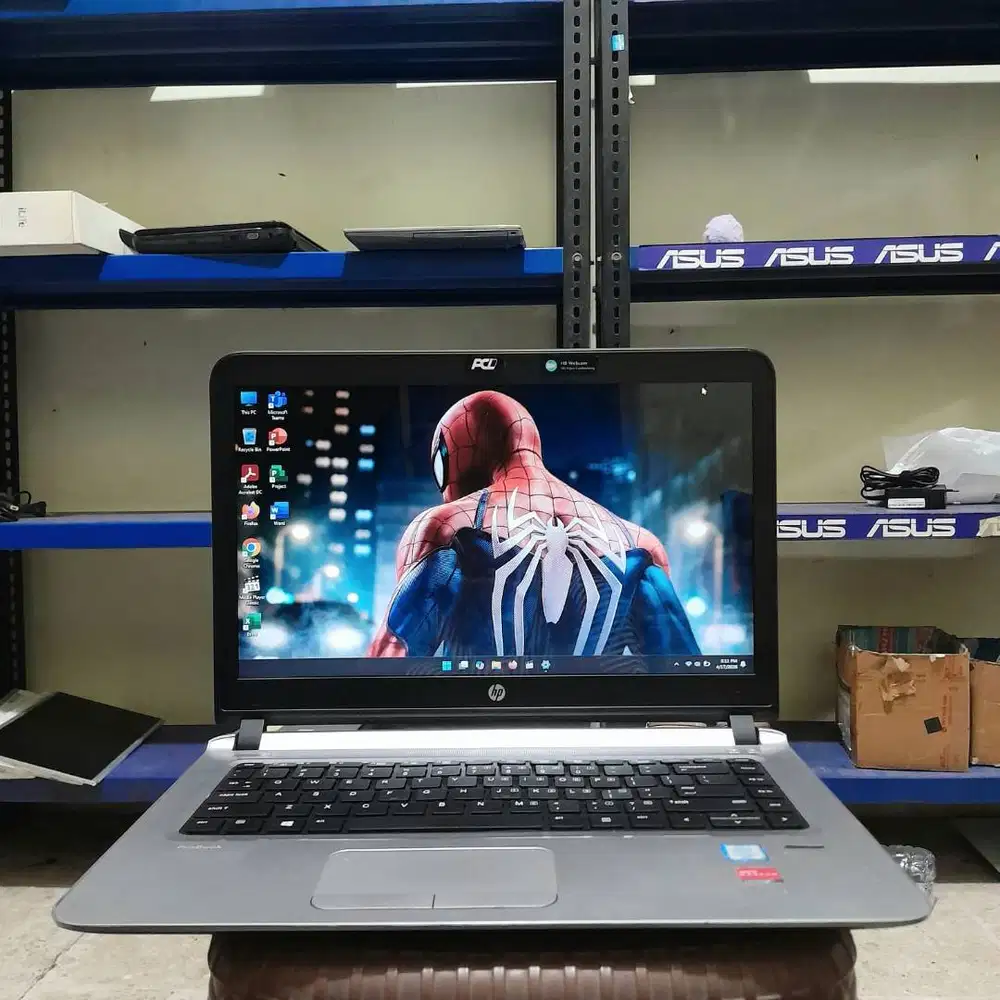 Hp probook 440 G3 Core i7-6500U Ram 8gb ssd 256gb Amd radeon(tm)R7 m34