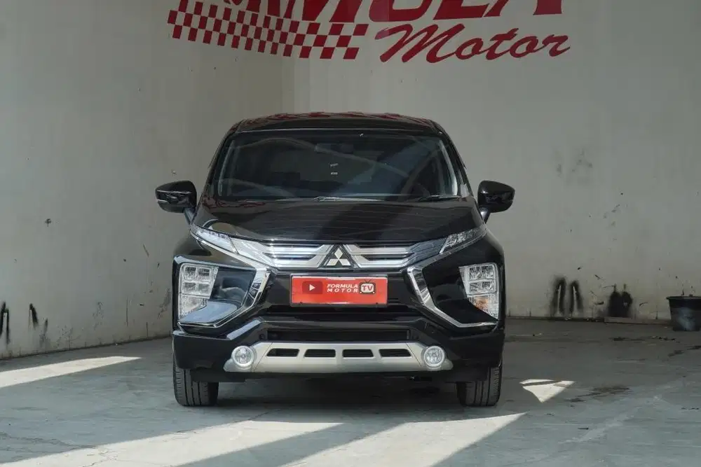 Mitsubishi Xpander Sport 2021 Hitam