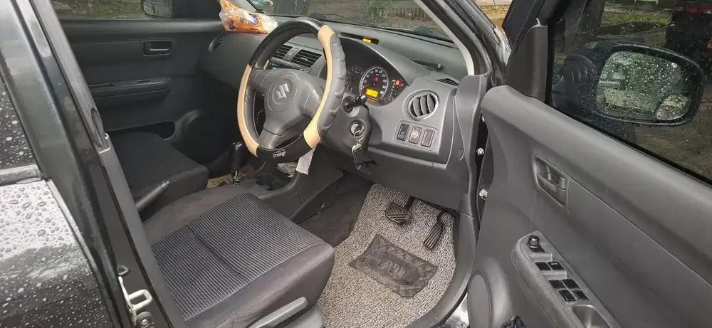 Suzuki Swift 2008 Bensin