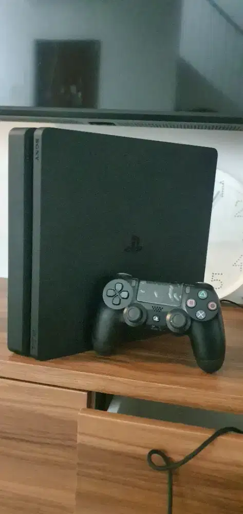 Ps 4 slim 1 TB Ori