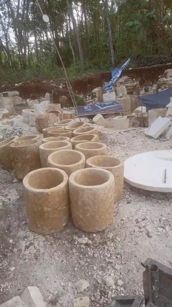 Batu limstune bermacam  kowen pot