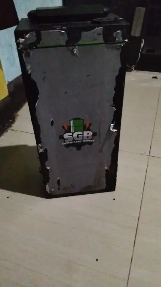 Batere motor listrik Volta