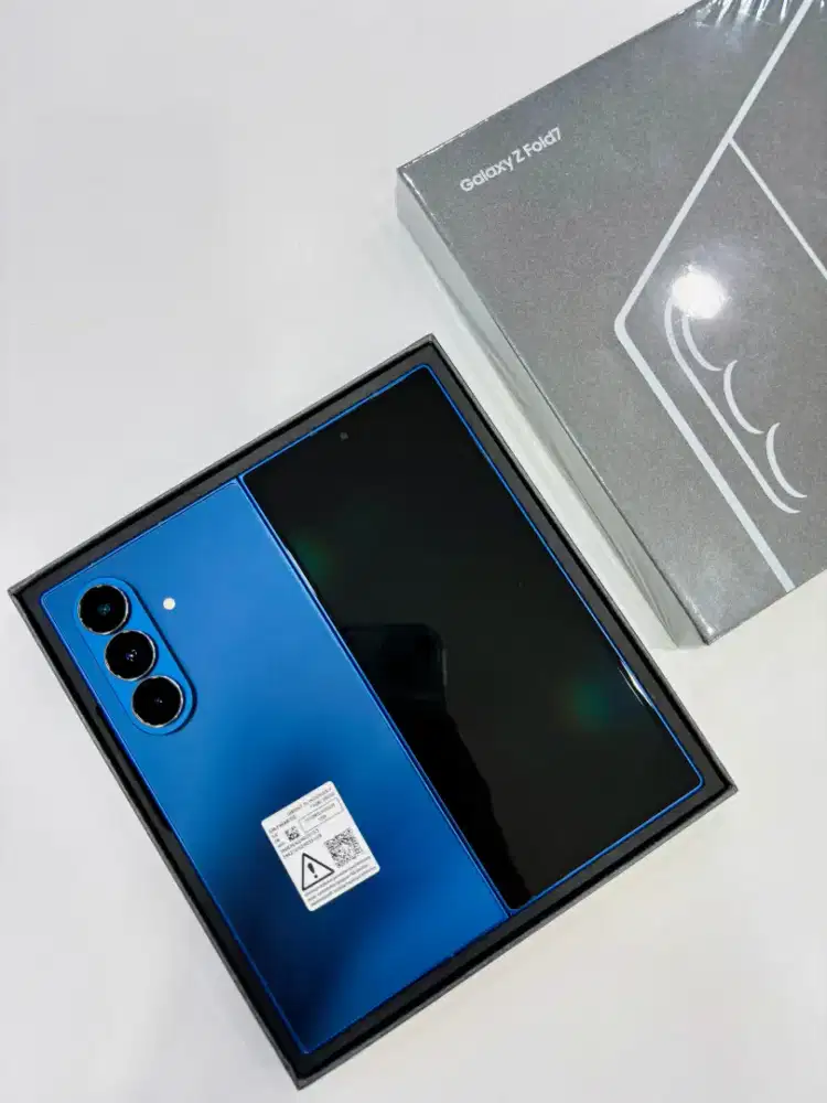 Z FOLD7 12/256 GB GARANSI SEIN + GARANSI FISIK 6 BULAN