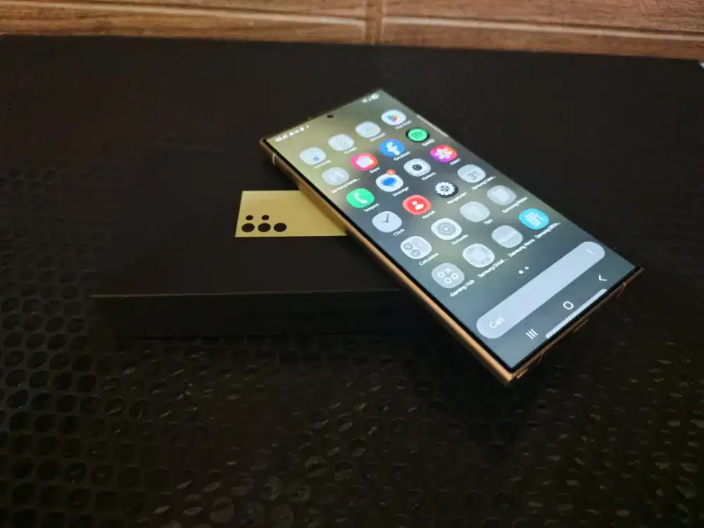 Samsung s24 ultra Sein 12/1TB like new lemon