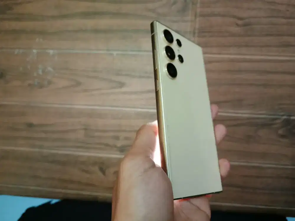 Samsung s24 ultra Sein 12/1TB like new lemon