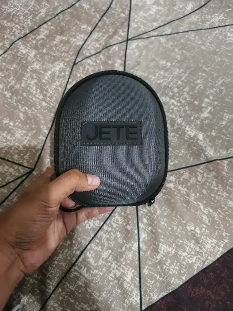 Hedset Lari Merek JETE kondisi Mulu Fullset