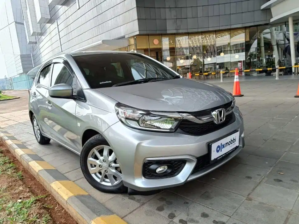 DP MURAH Honda Brio Satya 1.2 E Bensin-AT 2018 Hitam CSYIB