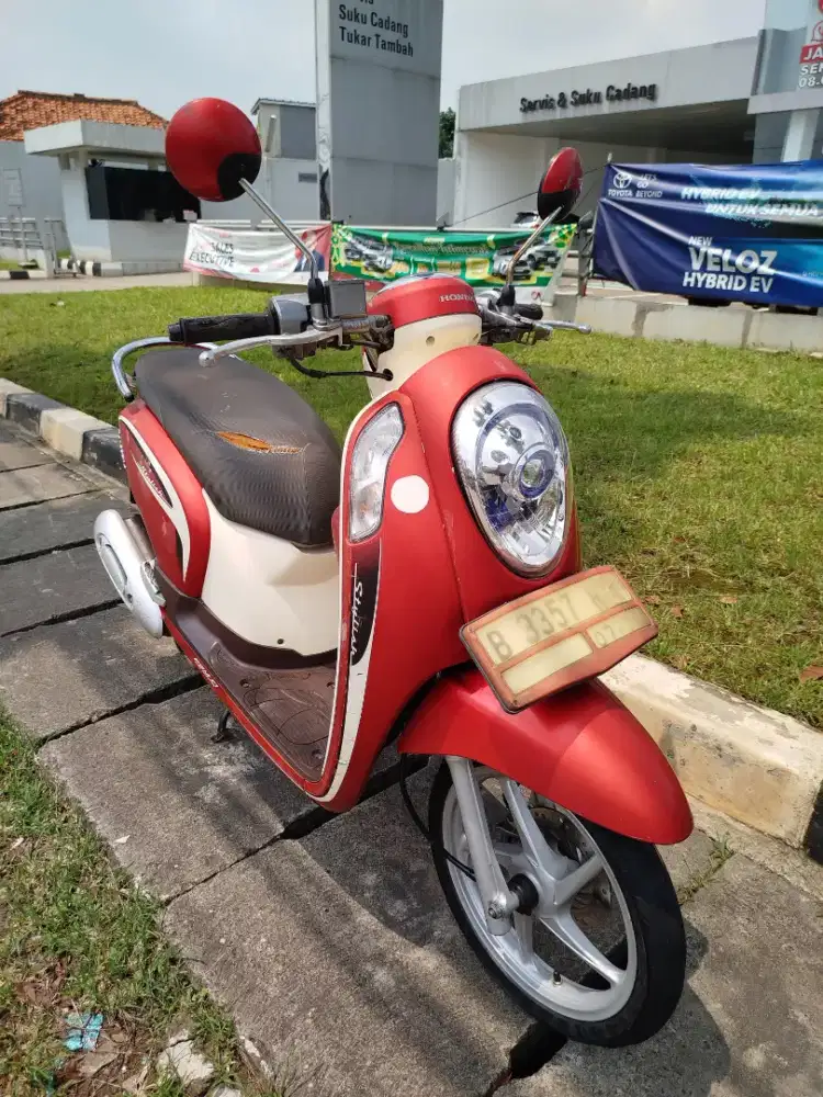 Honda scoopy 2013 gress