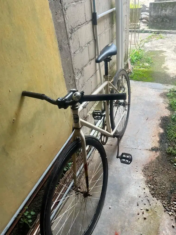 Sepeda fixie, jarang dipake,