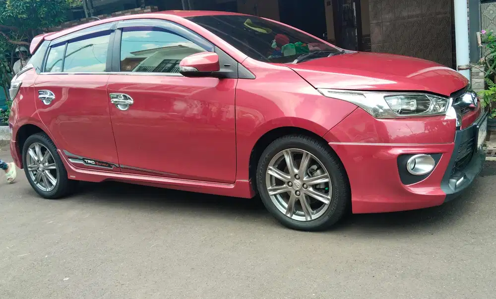 Toyota Yaris 2015 Hybrid