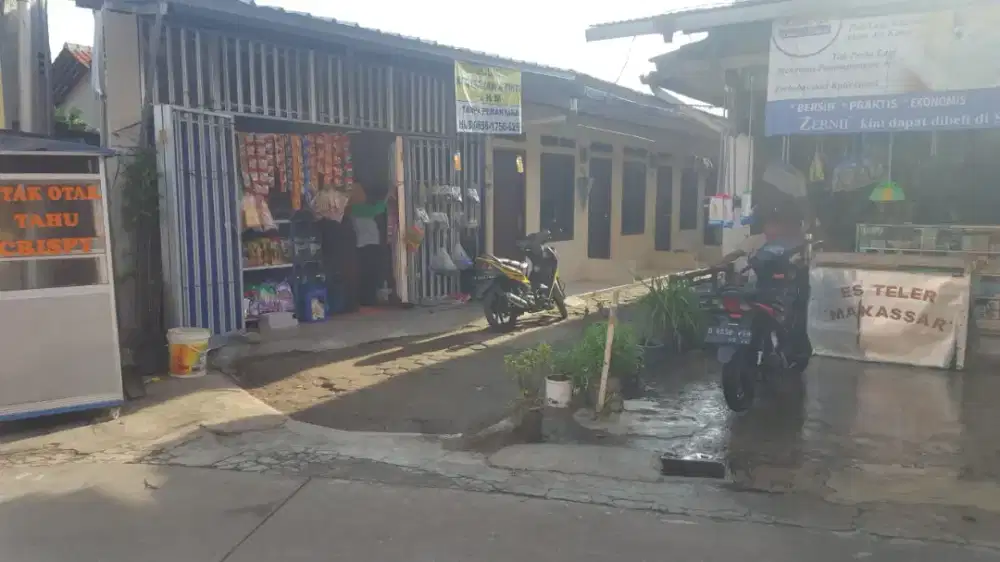 Rumah Petak Kontrakan 4 Pintu di Ciledug