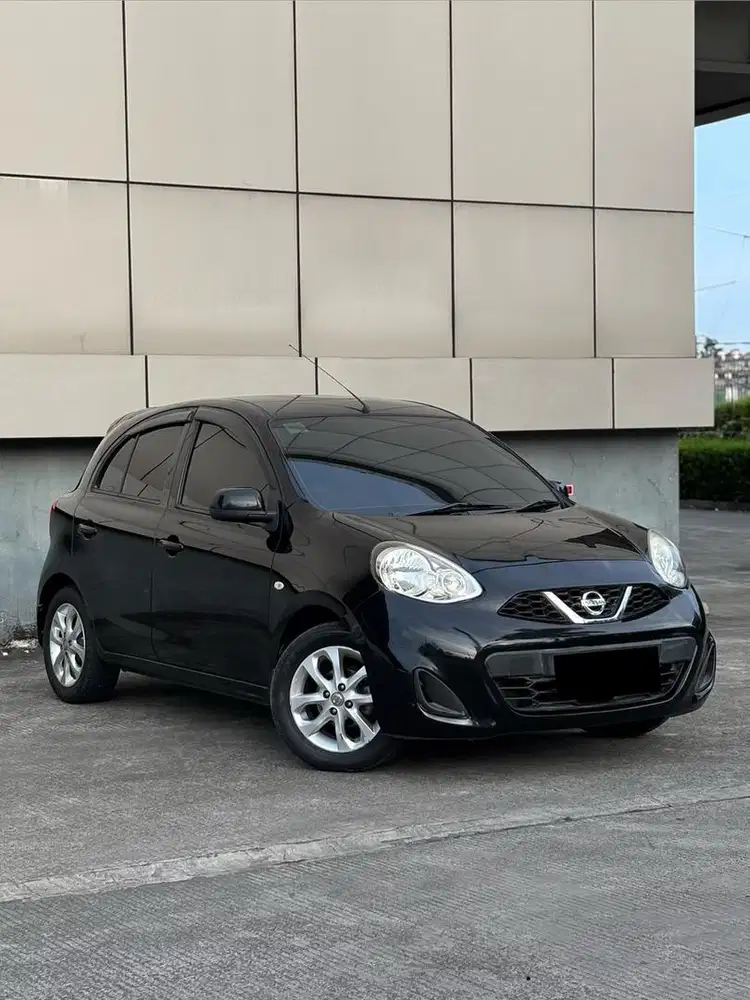 {Cash} Nissan March 2016 Matic