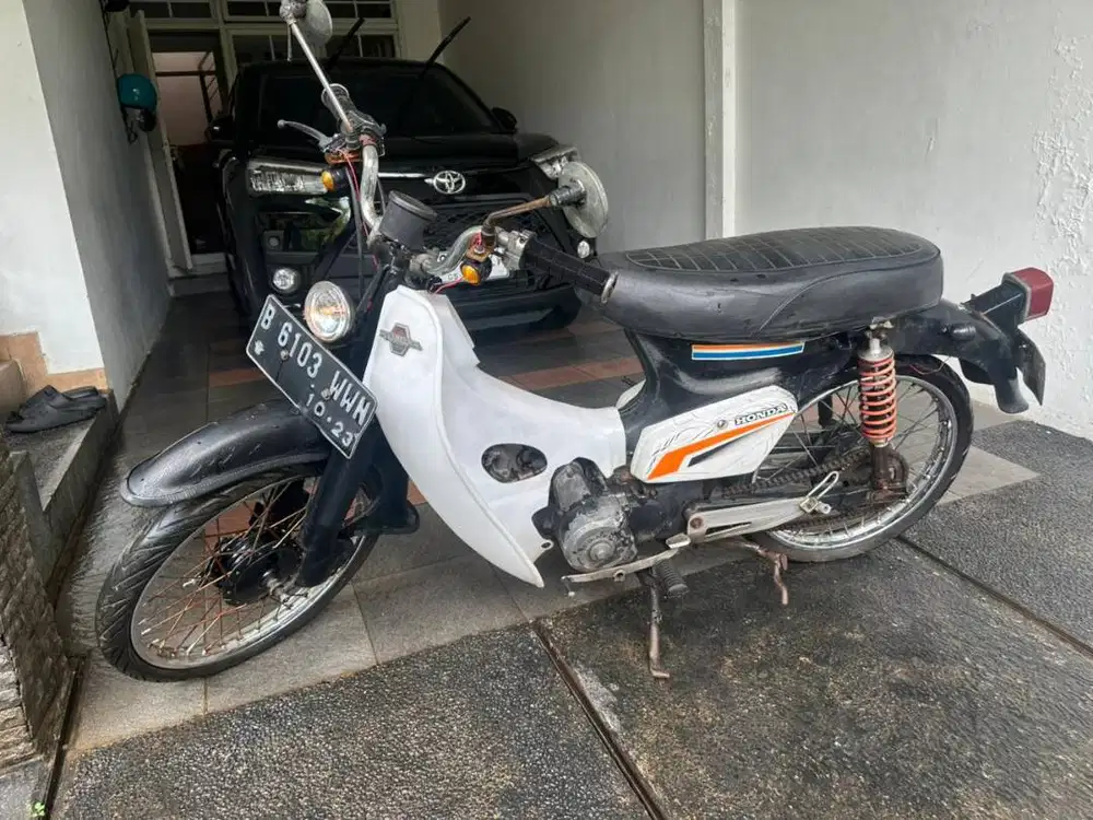 C70/Streetcub BASIC Grand Astrea 1995