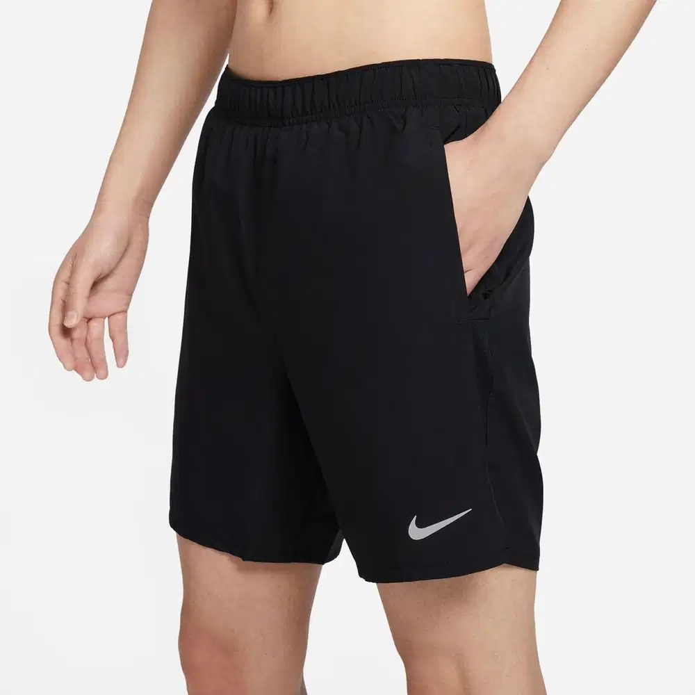 NIKE Men Running Dri-FIT Challenger 2-in-1 Versatile Short Pant S Men