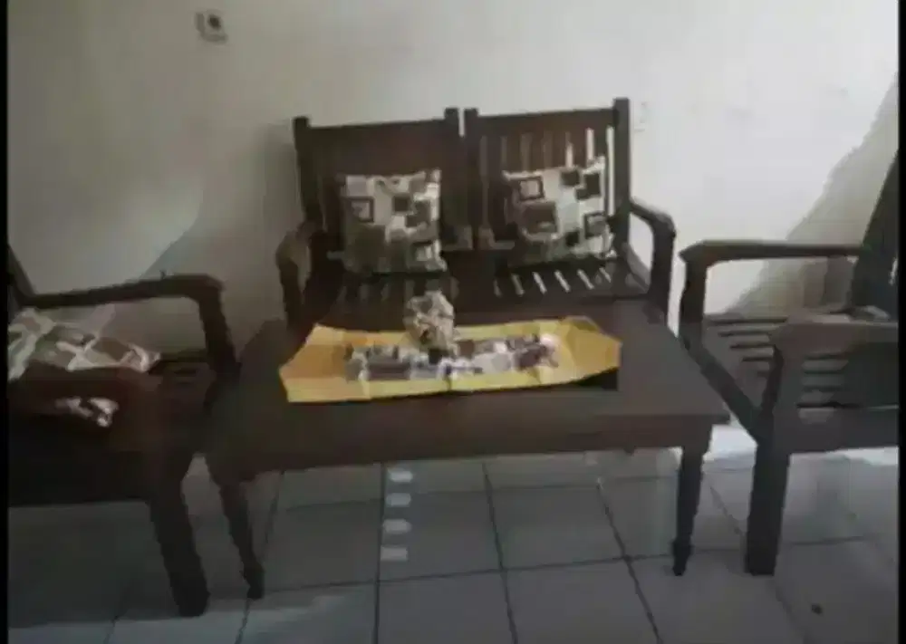 Promo 4 Kursi Jati + 1 Meja Jati