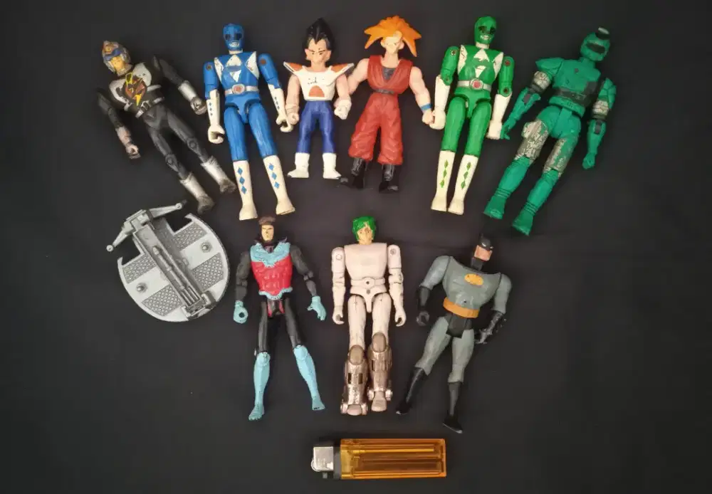 MAINAN ACTION FIGURE Superhero Batman Dragonball Robot Unbrand