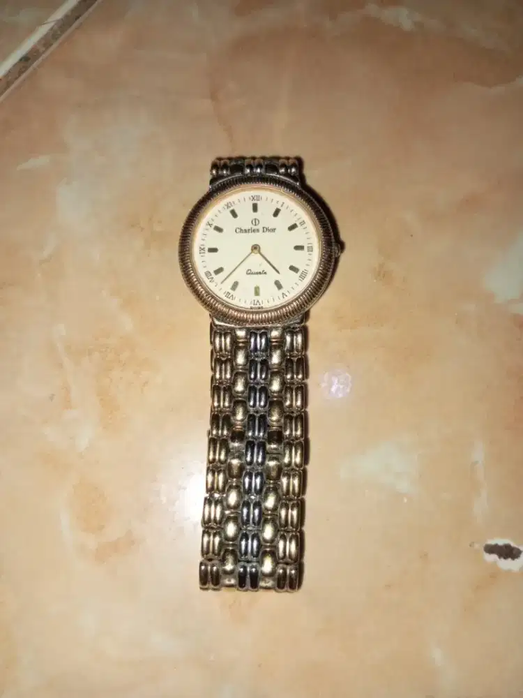 Jam Tangan Charles Dior Lapis Emas