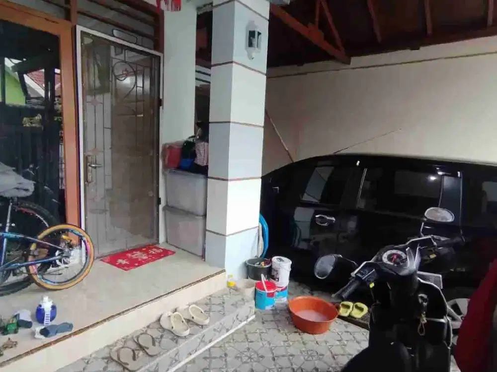 dijual cepat rumah 1 lt di Medang lestari