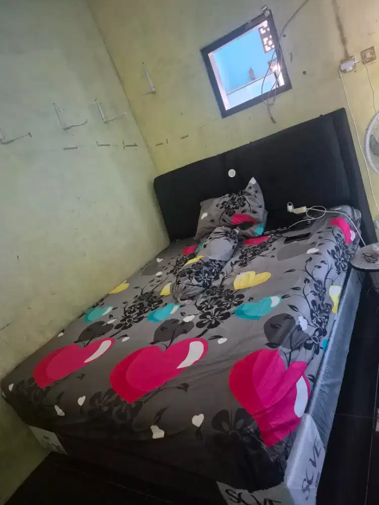 Dijual Springbed dengan Kondisi Baik Siap Pakai