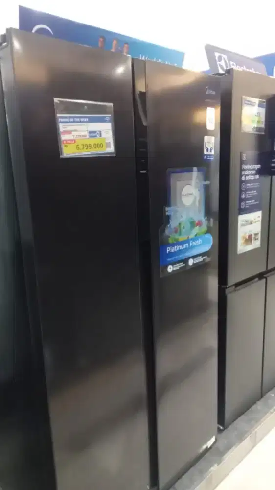 MIDEA REFRIGERATOR SIDEBYSIDE 558 LITER