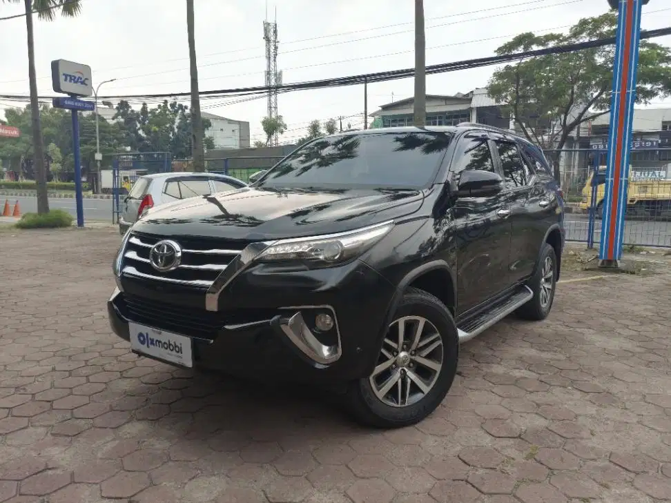 DP MURAH Toyota Fortuner 2.4 4x2 VRZ Solar-AT 2016 Hitam CVCSD
