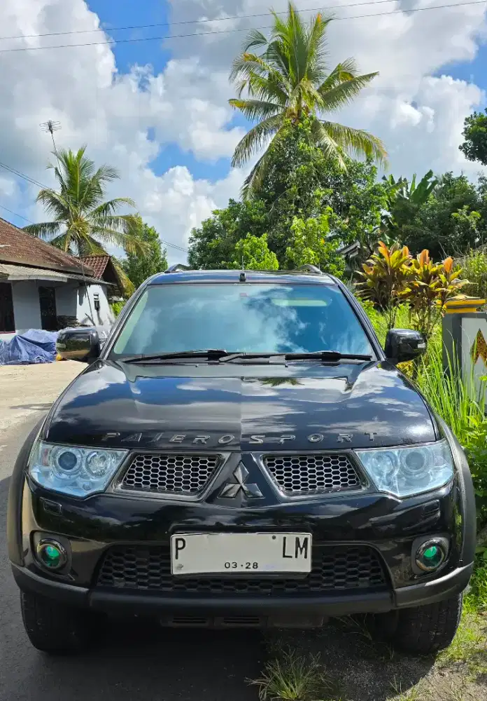 Mitsubishi Pajero Dakar 4x2 Diesel Matic Triptonic A/T 2013 Hitam