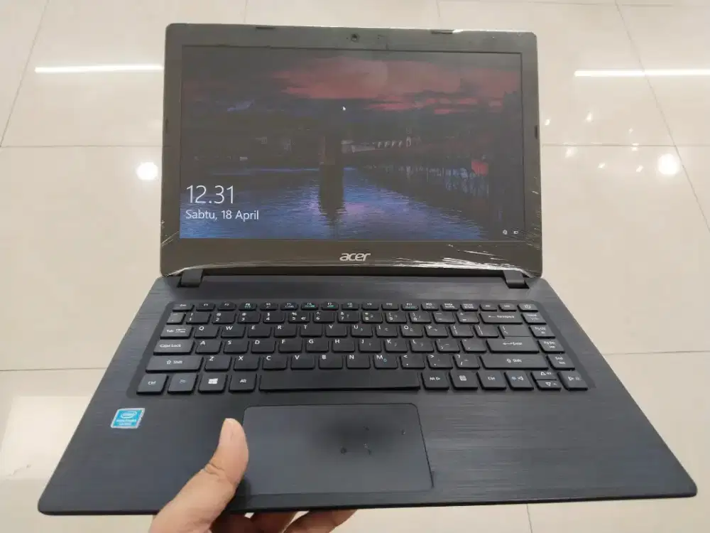 Dijual laptop Acer Aspire A314-32 intel n5000 Pentium silver
