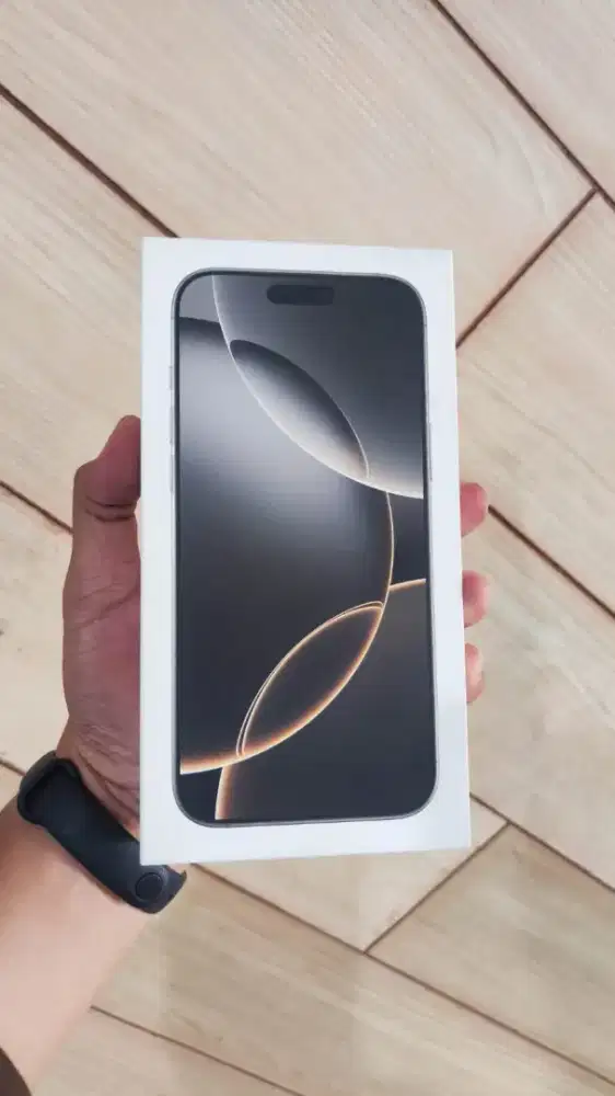 Iphone 16 Pro Max 1TB Dessert get kuota 50GB + cashback 1,5jt