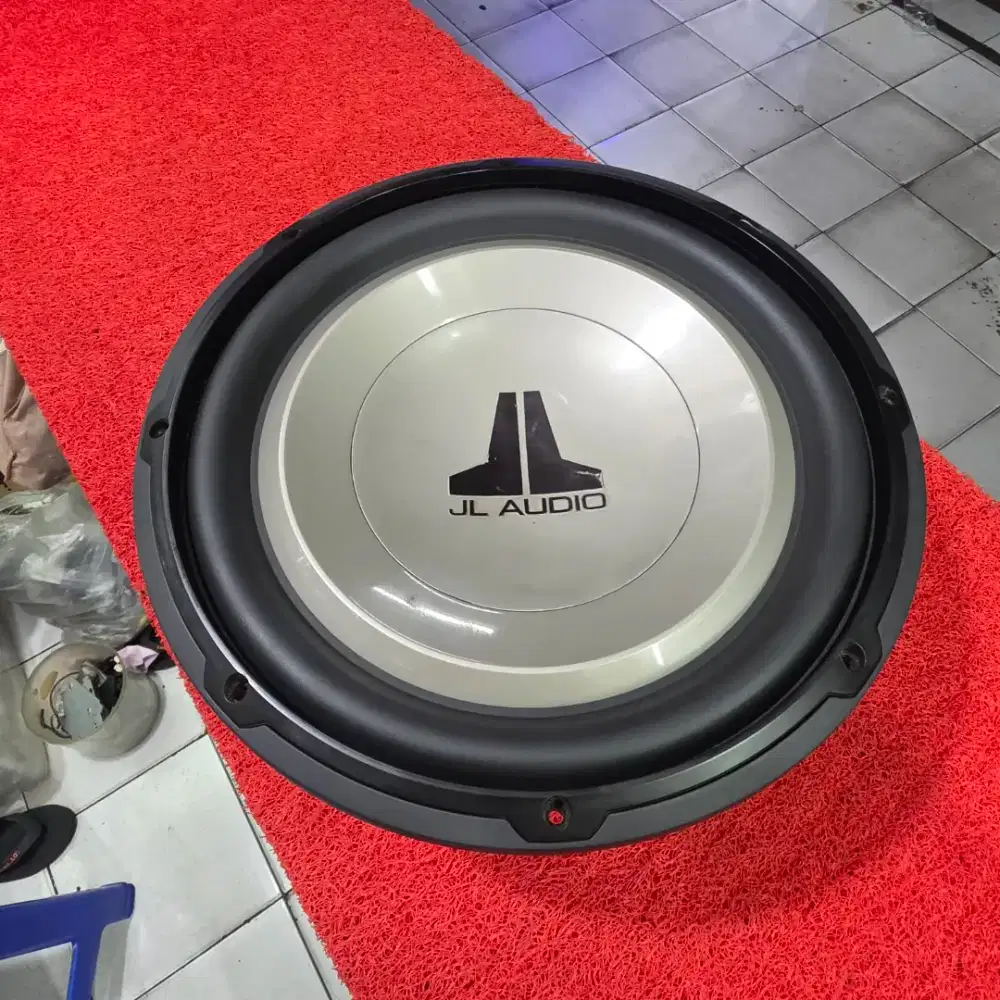 Subwoofer JL AUDIO 12W1v2-4 Subwoofer JL AUDIO 12 in Made in USA