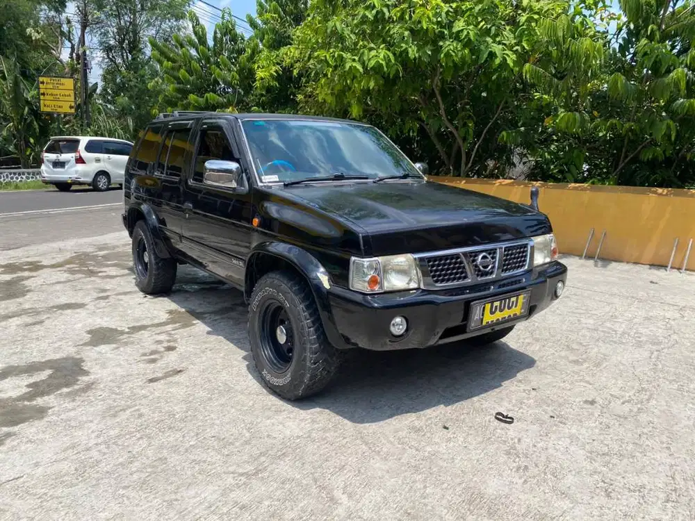 Nissan terrano spirit s1 plat ag 2003 mujiono mobil bekas sekoto
