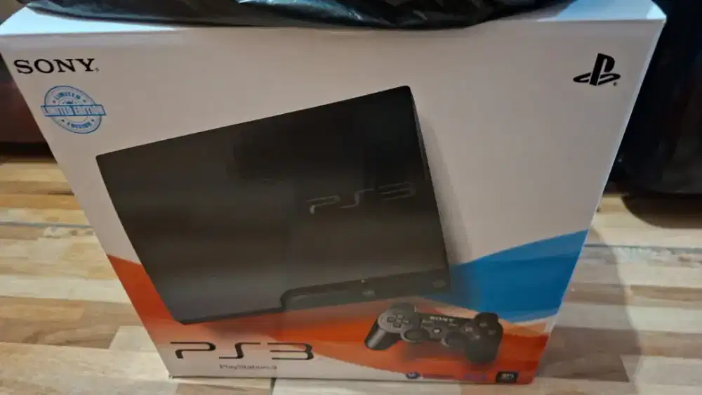 Playstasion 3 warna hitam