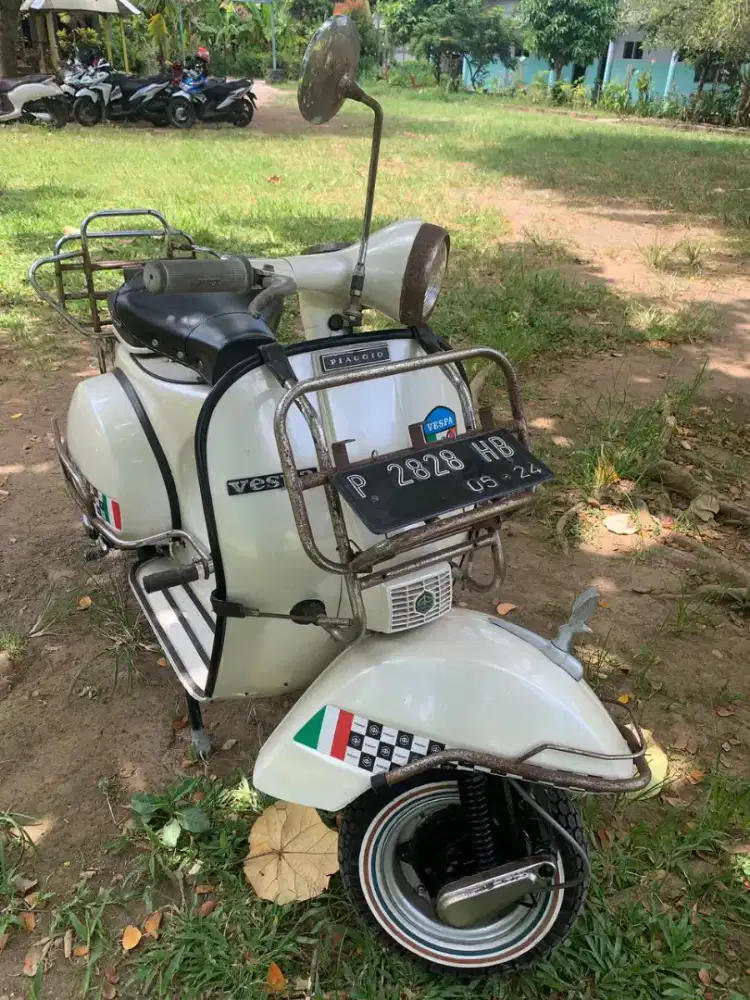 Vespa Ps Istimewa Plat Jember