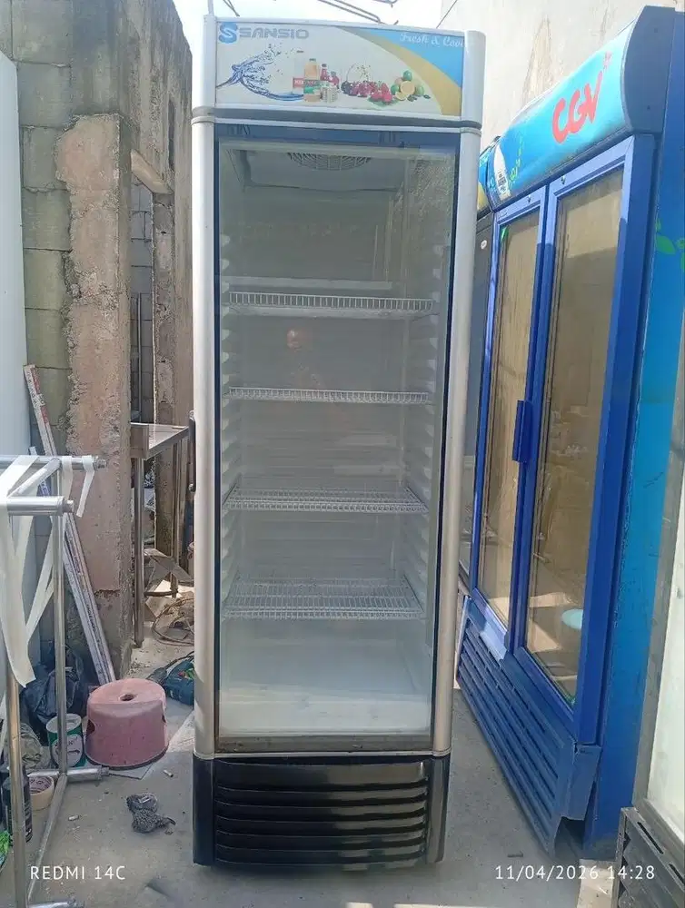 Showcase 1 pintu Merk Sansio Kapasitas 378 liter