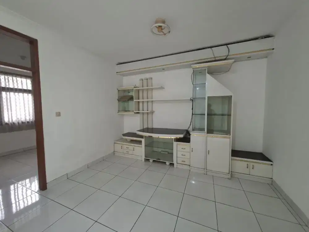 Rumah di Taman Sakura Dekat Tol Pasir Koja Bandung