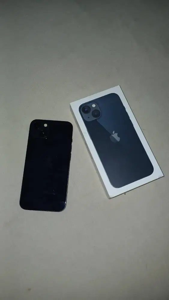 Iphone 13 ex Ibox / Resmi