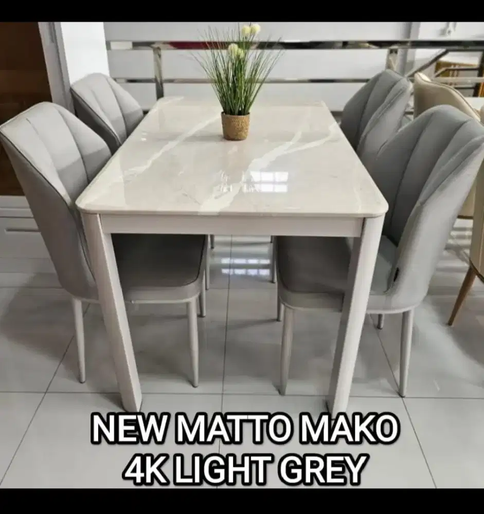 READY MEJA MAKAN MARMER 4 KURSI TERLARIS