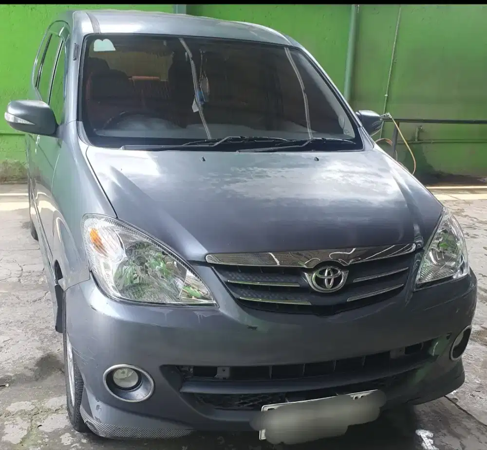Dijual Cepat Toyota Avanza Type S Matic 1.5 Warna Abu-abu