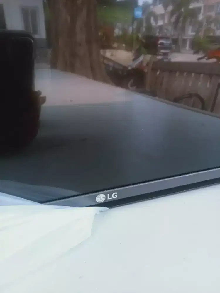 Smart tv merk LG 49in