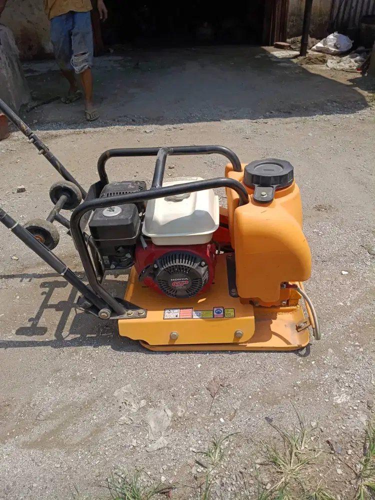 Jual Mesin Pemadat Paving Stamper Kodok Honda Mulus Siap Pakai